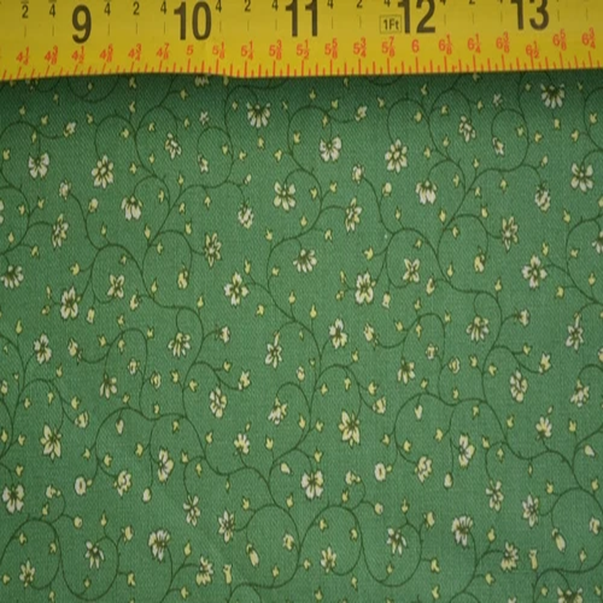 By 1/2 Yd, White Calico on Green Quilt Cotton, RJR/Hasegawa/Sweet Victoria, B665