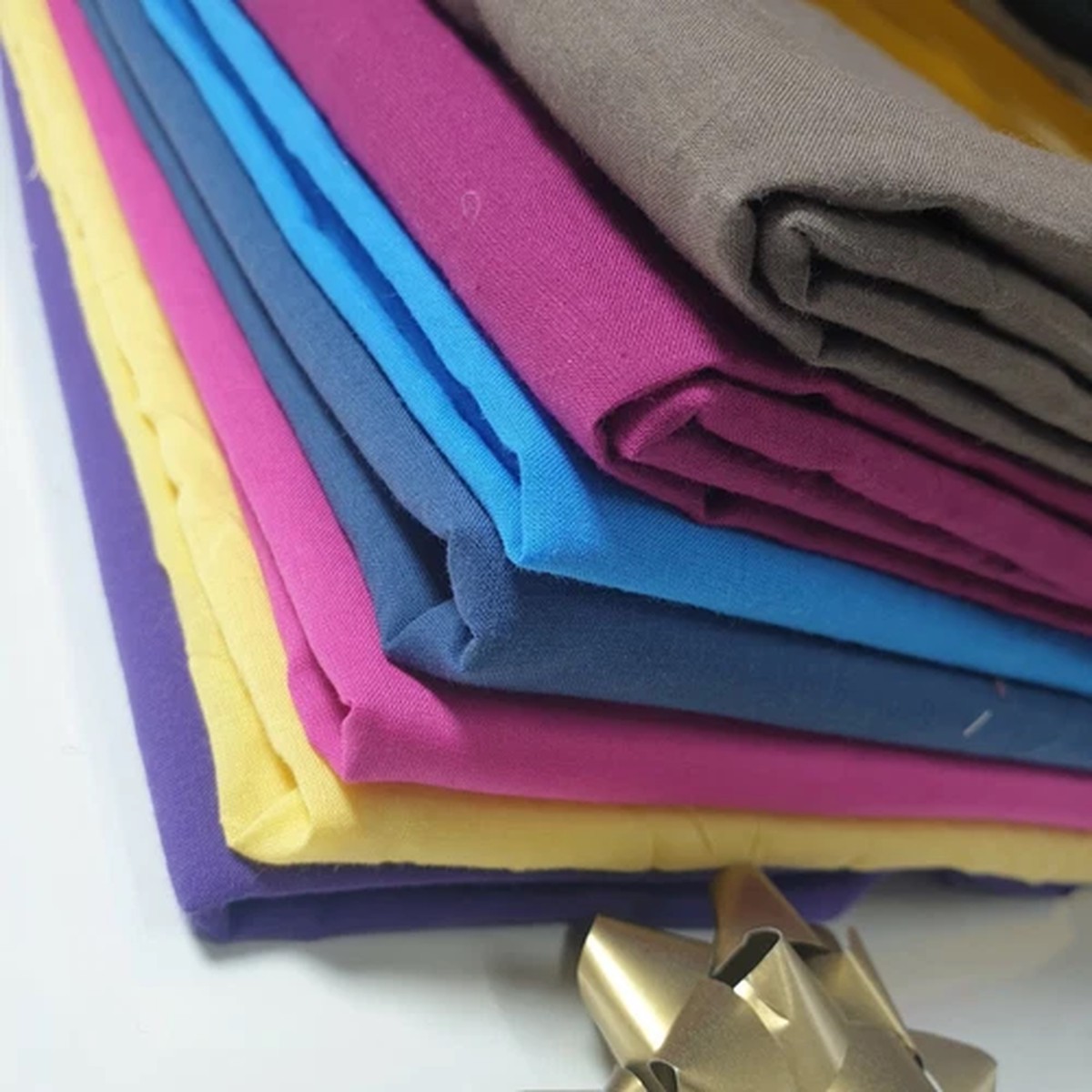 *CLEARANCE* 100% COTTON LAWN SOFT DRESS CRAFT MATERIAL DRAPE FABRIC BY 58